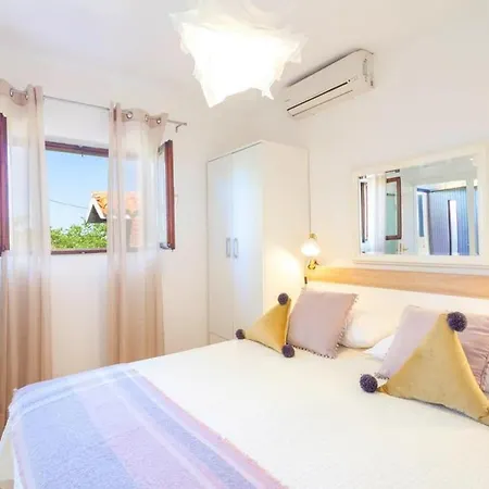 Nona Holiday home
